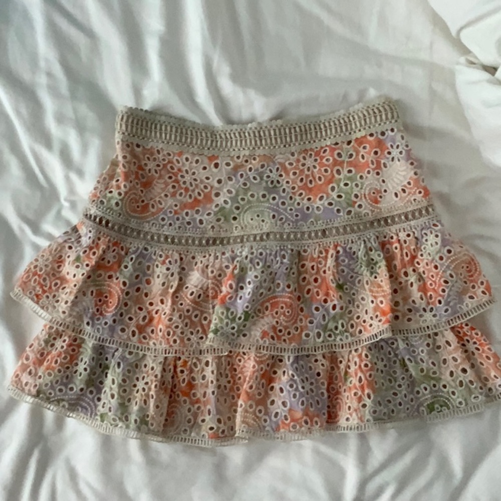 Alice and Olivia skirt so cute on never worn